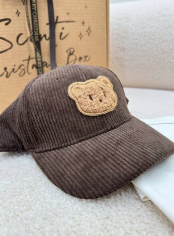 Cappello velluto a coste moro patch orsetto Vicolo Shop Online Cappello velluto a coste moro patch orsetto Vicolo