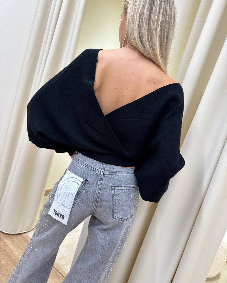 Maglia nera scollo a V maniche pipistrello HaveOne Shop Online Maglia nera scollo a V maniche pipistrello HaveOne