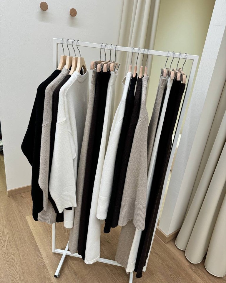 Maxi maglia tortora scollo a V Vicolo Shop Online Maxi maglia tortora scollo a V Vicolo