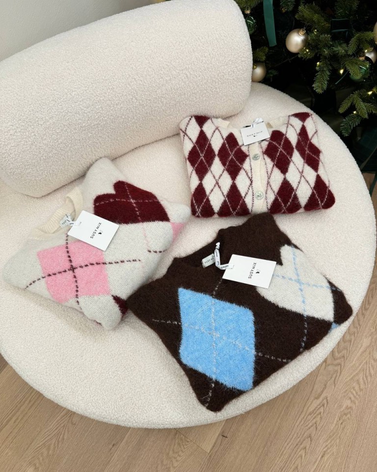 Maglia intarsio cuore stella moro Susy Mix Shop Online Maglia intarsio cuore stella moro Susy Mix