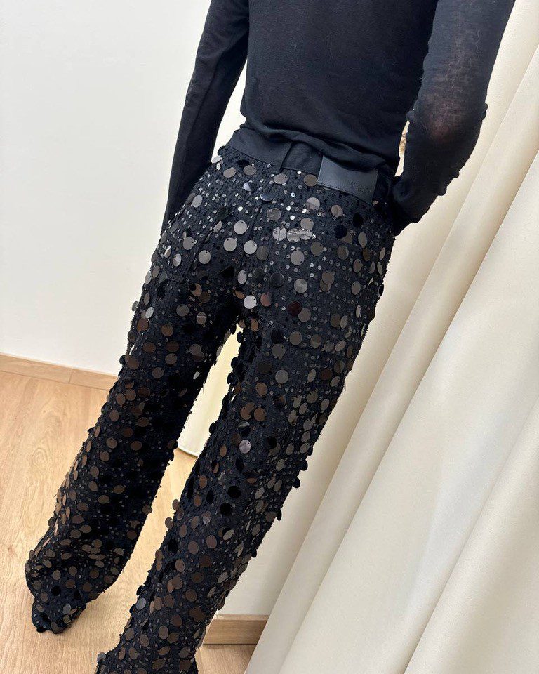 Jeans palazzo nero con maxi paillettes Vicolo Shop Online Jeans palazzo nero con maxi paillettes Vicolo