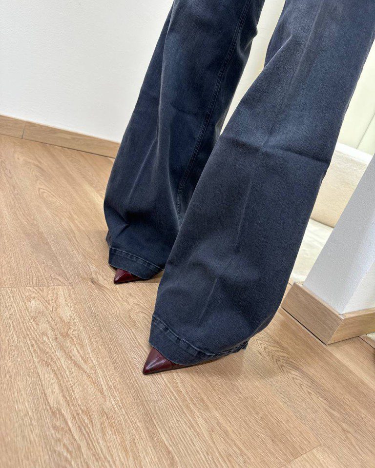 Jeans Elena palazzo nero Vicolo Shop Online Jeans Elena palazzo nero Vicolo