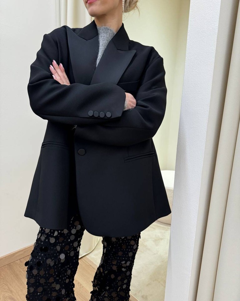 Blazer oversize nero rever semilucido Vicolo Shop Online Blazer oversize nero rever semilucido Vicolo