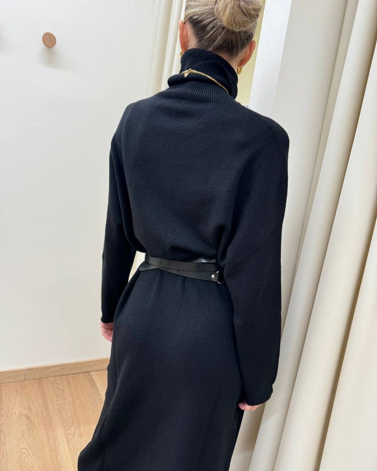 Abito in maglia collo alto nero Susy Mix Shop Online Abito in maglia collo alto nero Susy Mix
