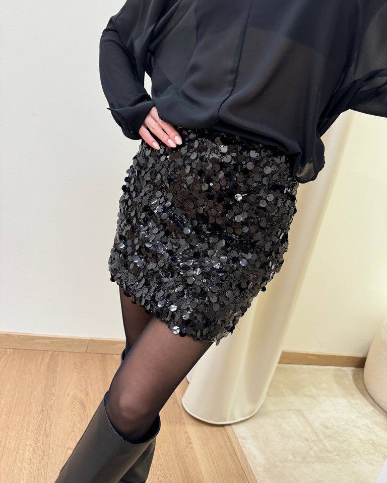 Abito corto nero semitrasparente con paillettes Kontatto Shop Online Abito corto nero semitrasparente con paillettes Kontatto