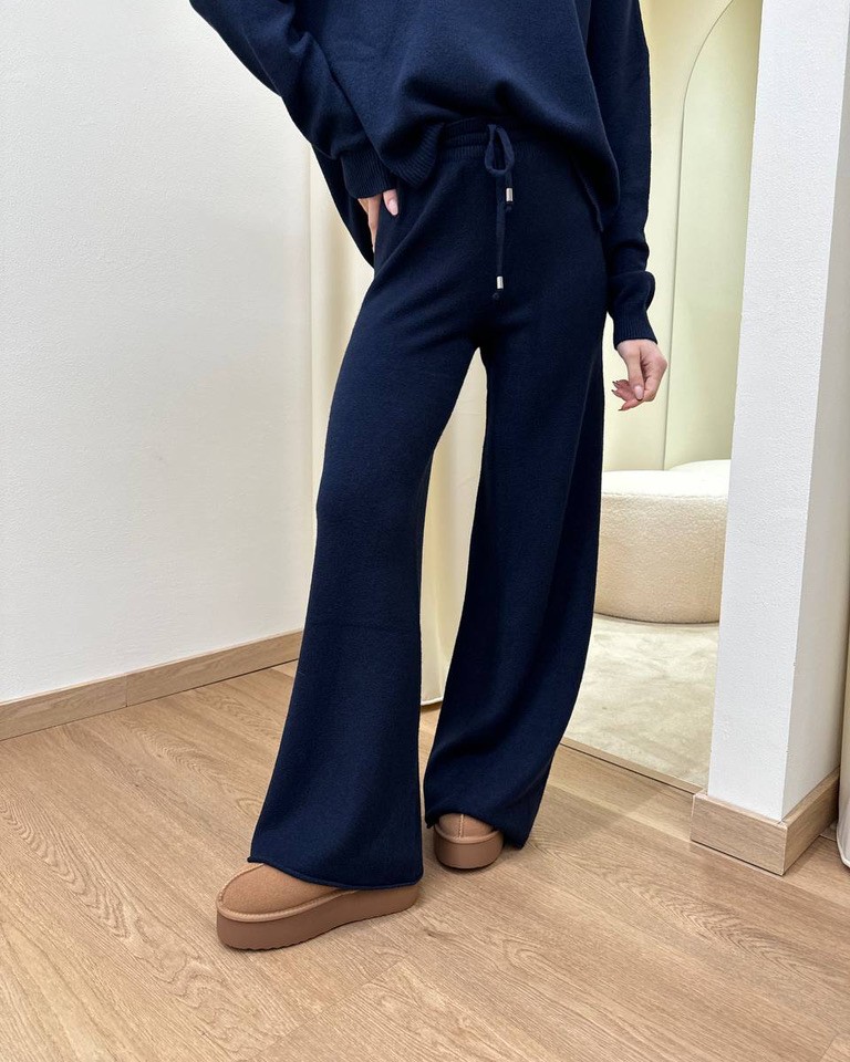 Completo in maglia blu pantalone e maglia barca HaveOne Shop Online Completo in maglia blu pantalone e maglia barca HaveOne