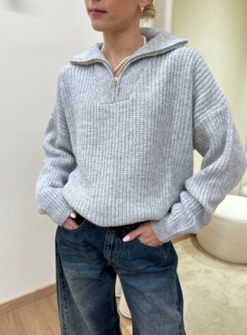 Shop Online Maglione oversize collo alto con zip grigio perla HaveOne