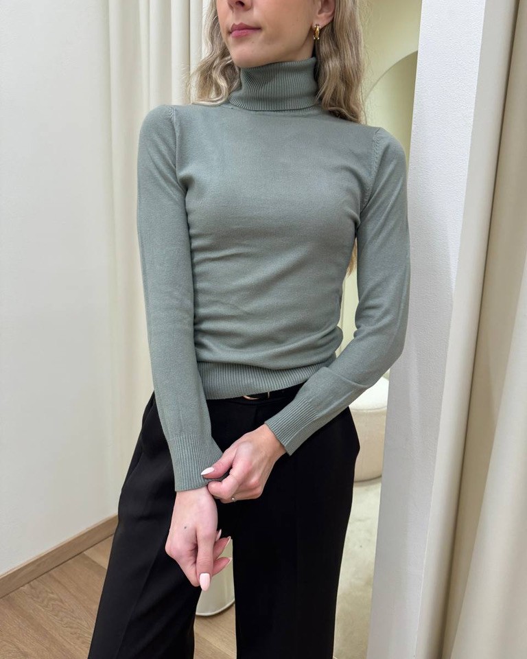 Dolcevita in maglia rasata salvia Susy Mix Shop Online Dolcevita in maglia rasata salvia Susy Mix