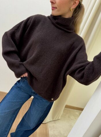 Shop Online Maglione a scatoletta collo alto moro Souvenir