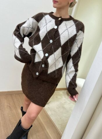 Shop Online Completo cardigan rombi e gonna moro e panna Vicolo