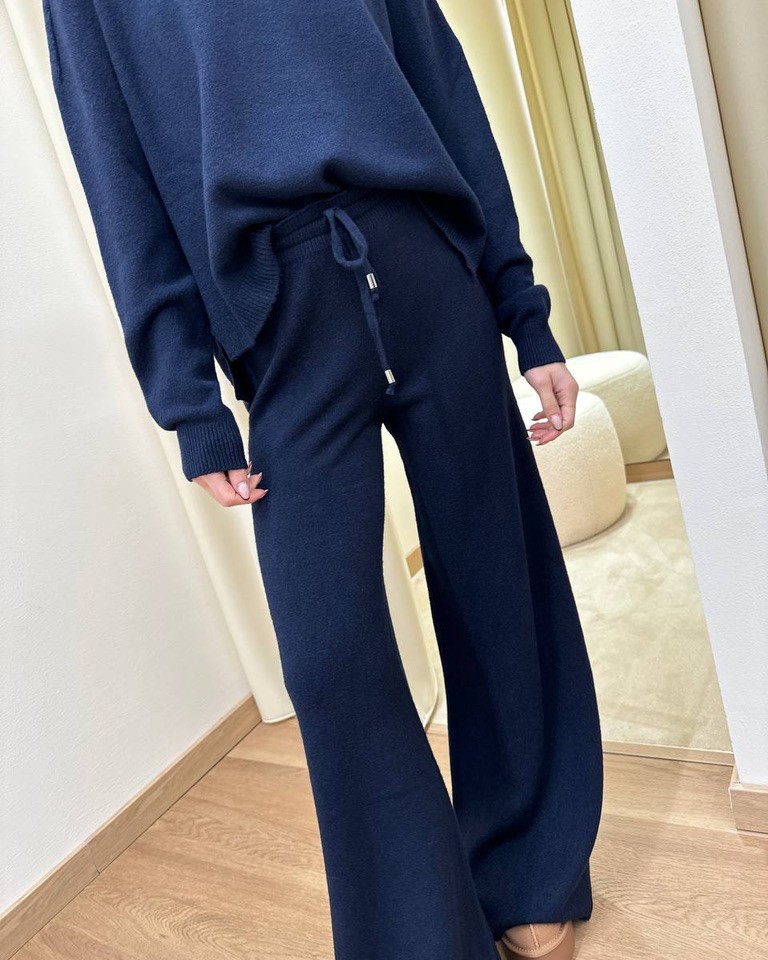 Completo in maglia blu pantalone e maglia barca HaveOne Shop Online Completo in maglia blu pantalone e maglia barca HaveOne