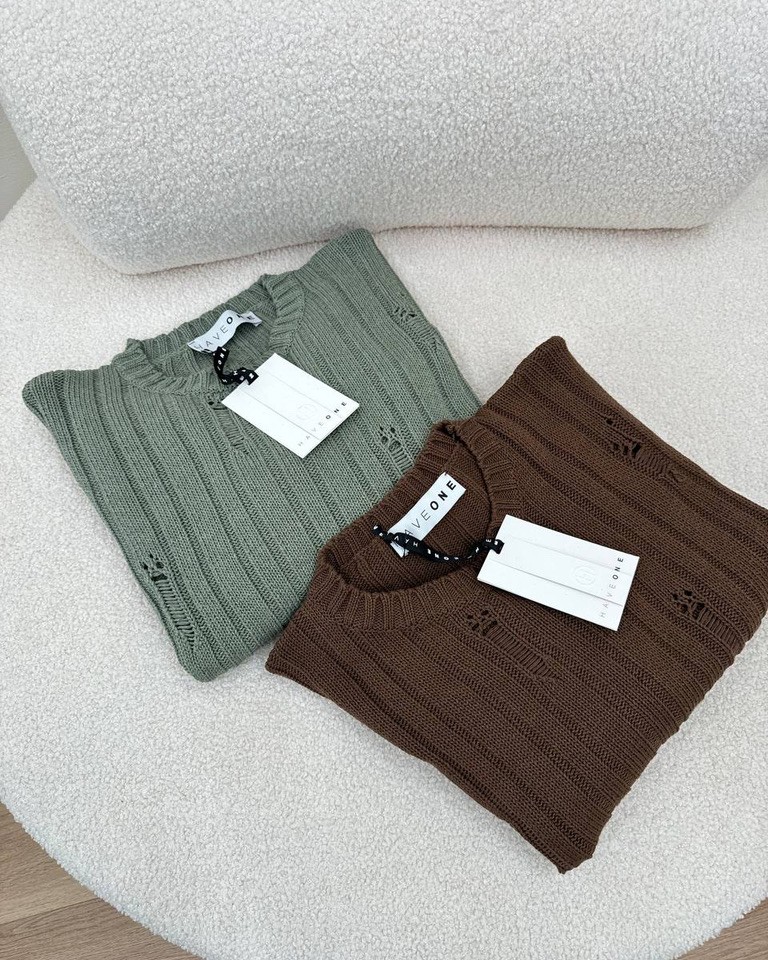 Maglione con rotture moro HaveOne Shop Online Maglione con rotture moro HaveOne