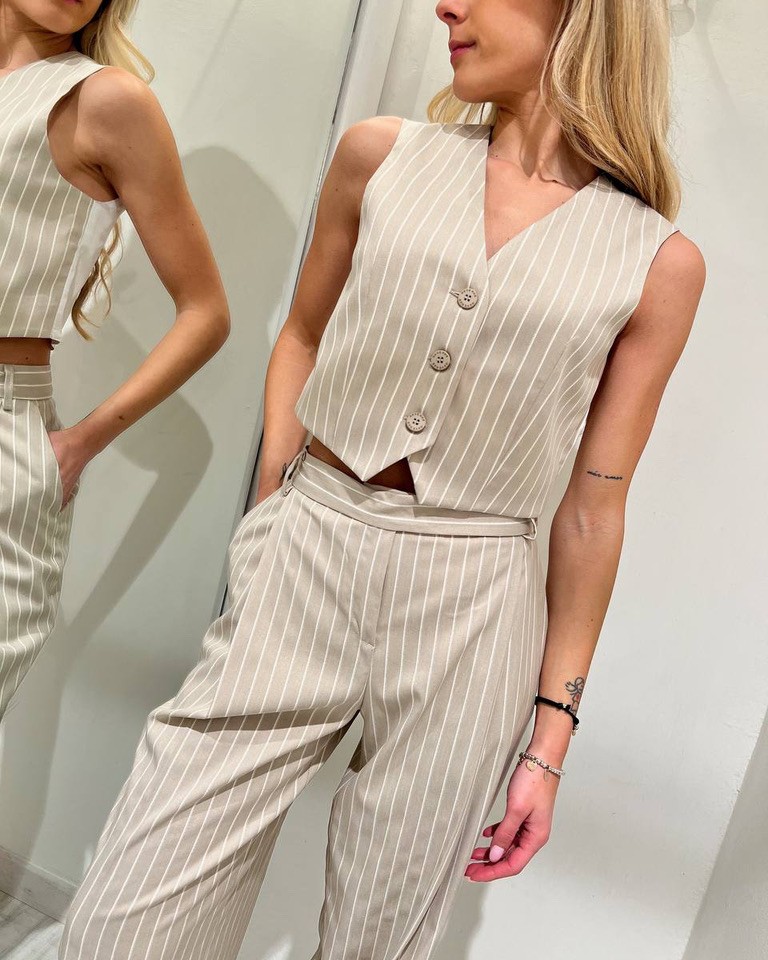 Gilet sabbia gessato con lurex HaveOne Shop Online Gilet sabbia gessato con lurex HaveOne