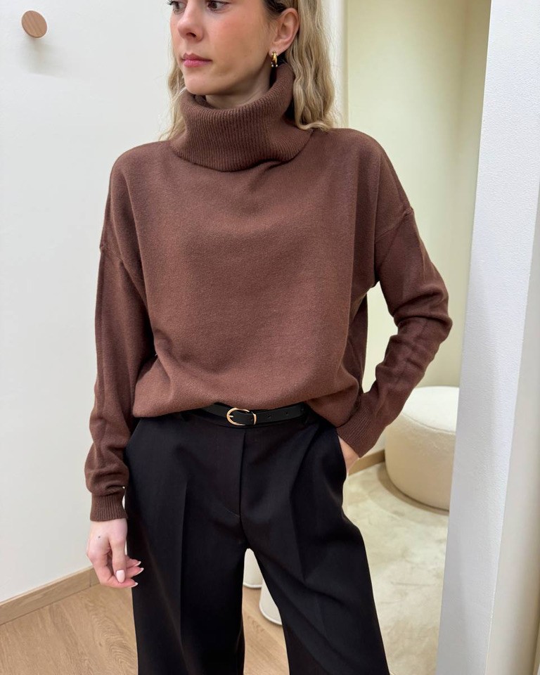 Maglia over collo ciambella cioccolato Susy Mix Shop Online Maglia over collo ciambella cioccolato Susy Mix