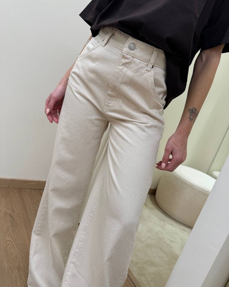 Jeans Lexie cotone organico sabbia Vicolo Shop Online Jeans Lexie cotone organico sabbia Vicolo