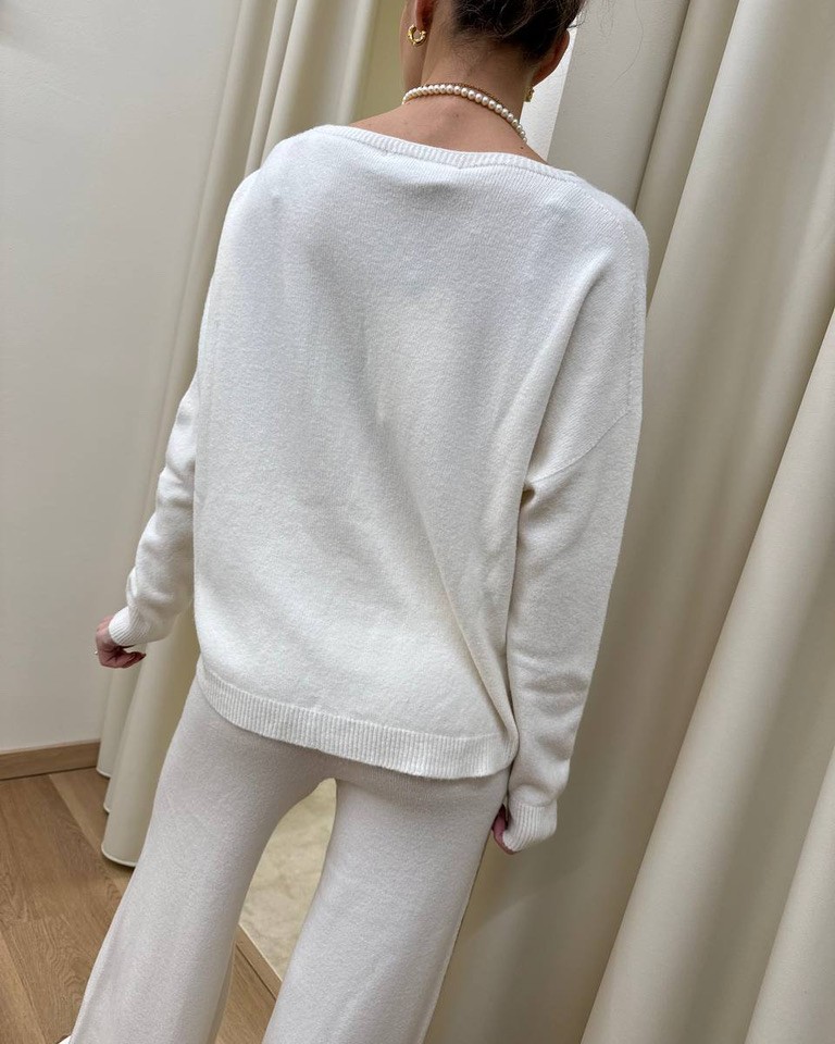 Completo in maglia burro pantalone e maglia barca HaveOne Shop Online Completo in maglia burro pantalone e maglia barca HaveOne