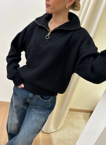 Shop Online Maglione oversize collo alto con zip nero HaveOne