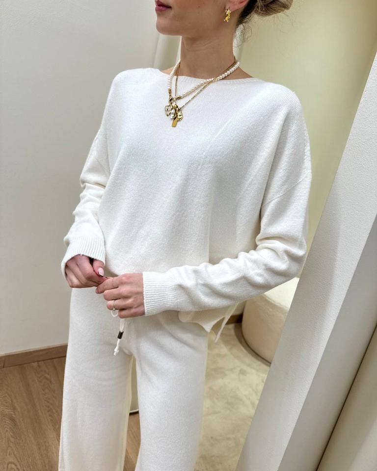 Completo in maglia burro pantalone e maglia barca HaveOne Shop Online Completo in maglia burro pantalone e maglia barca HaveOne