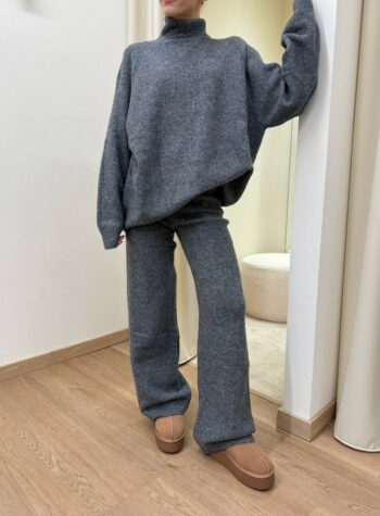 Shop Online Completo in maglia rasata grigio pantalone e maglia HaveOne