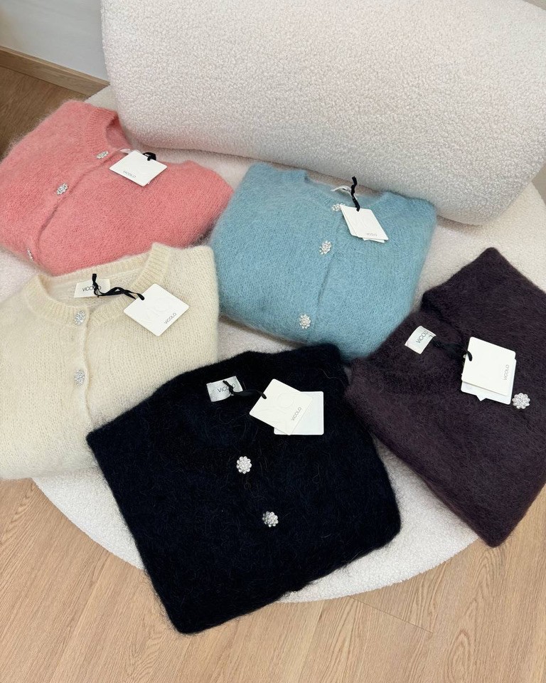 Cardigan in mohair bottoni gioiello salvia Vicolo Shop Online Cardigan in mohair bottoni gioiello salvia Vicolo