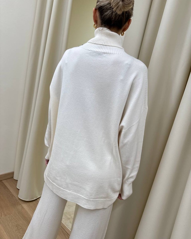 Completo in maglia burro pantalone e maglia collo alto HaveOne Shop Online Completo in maglia burro pantalone e maglia collo alto HaveOne