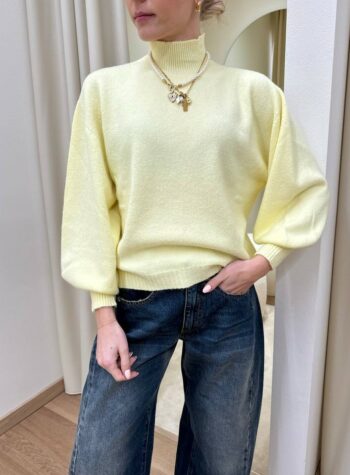 Shop Online Maglia over collo alto giallo pastello HaveOne