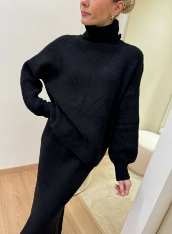 Shop Online Completo in maglia nero gonna e maglia HaveOne