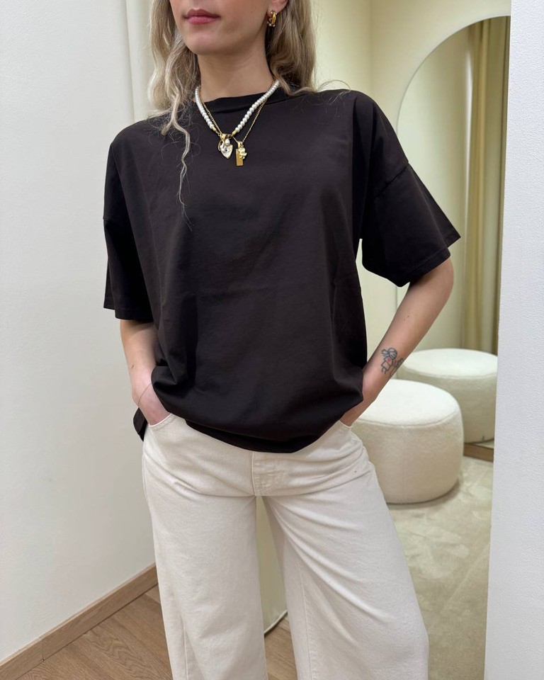 T-shirt oversize moro Vicolo Shop Online T-shirt oversize moro Vicolo