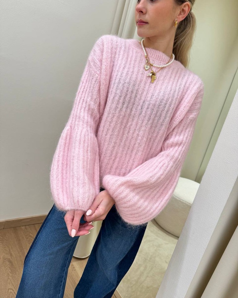 Maglione manica a sbuffo rosa pastello Souvenir Shop Online Maglione manica a sbuffo rosa pastello Souvenir