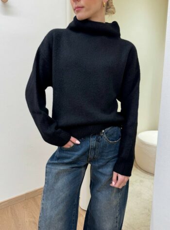 Shop Online Maglia collo cratere nero HaveOne