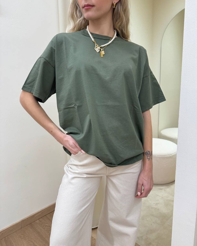 T-shirt oversize verde salvia Vicolo Shop Online T-shirt oversize verde salvia Vicolo