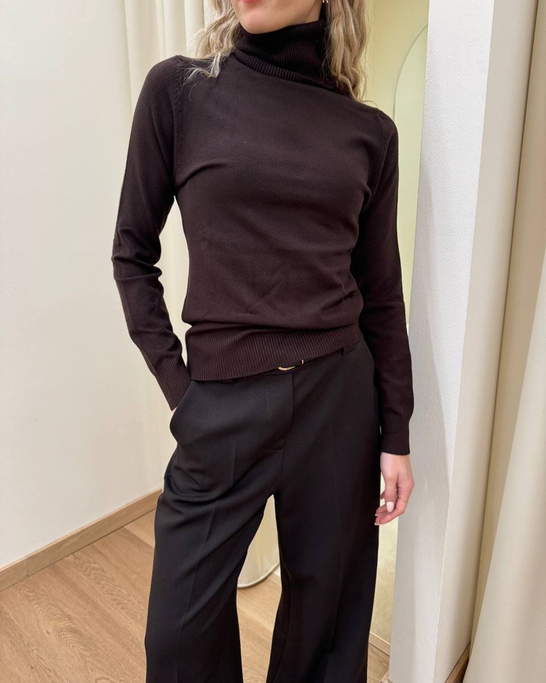 Dolcevita in maglia rasata moro Susy Mix Shop Online Dolcevita in maglia rasata moro Susy Mix