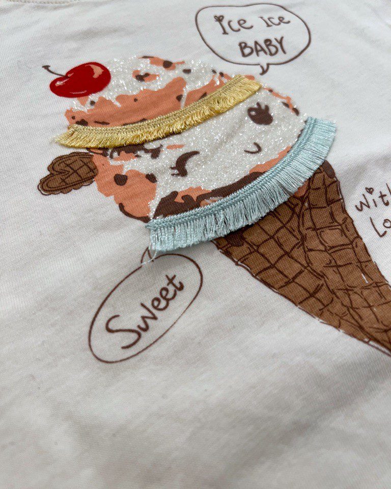 T-shirt panna con stampa gelato Name it Shop Online T-shirt panna con stampa gelato Name it