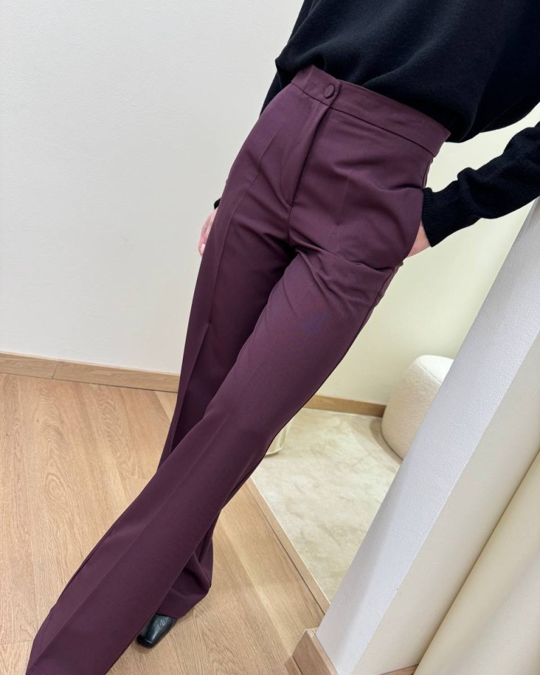 Pantalone classico dritto bordeaux Vicolo Shop Online Pantalone classico dritto bordeaux Vicolo