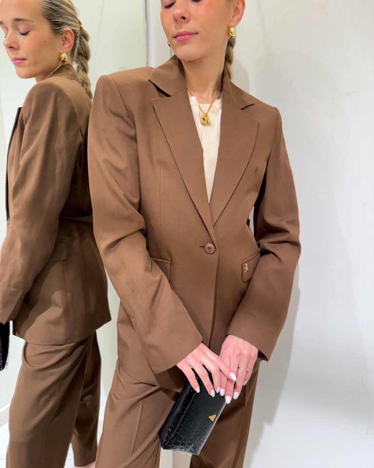 Giacca con martingala cioccolato Souvenir Shop Online Giacca con martingala cioccolato Souvenir