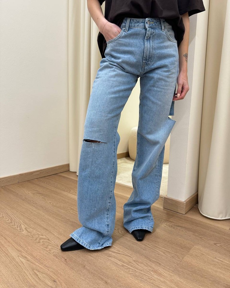 Jeans Alex lavaggio denim con tagli Vicolo Shop Online Jeans Alex lavaggio denim con tagli Vicolo