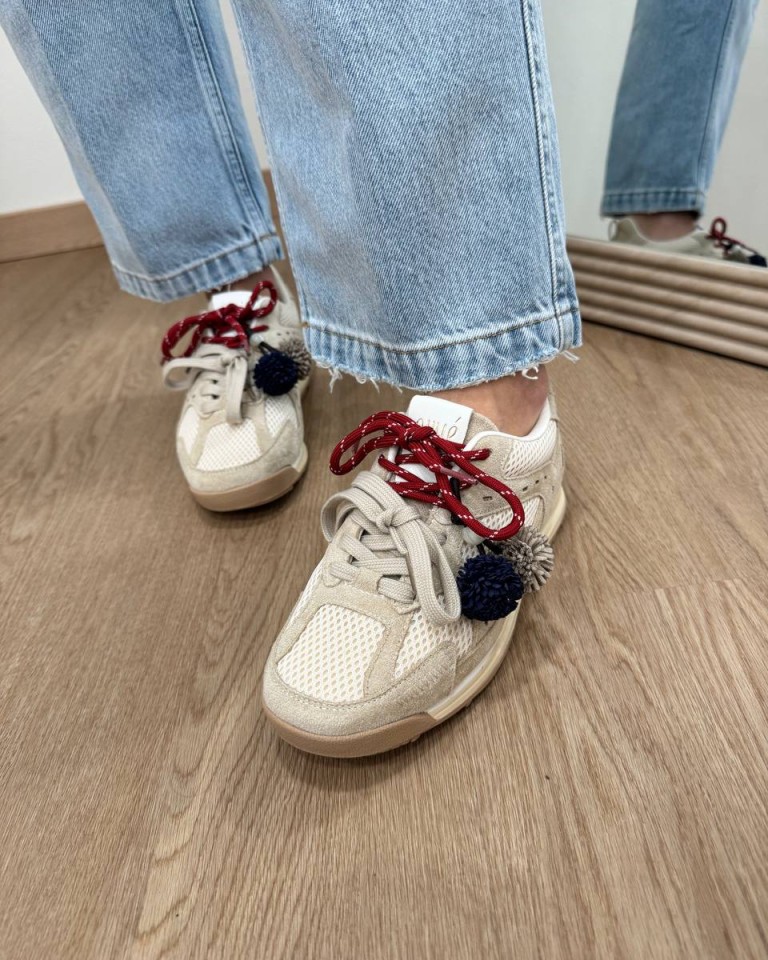 Sneakers beige pompon Ovyè Shop Online Sneakers beige pompon Ovyè