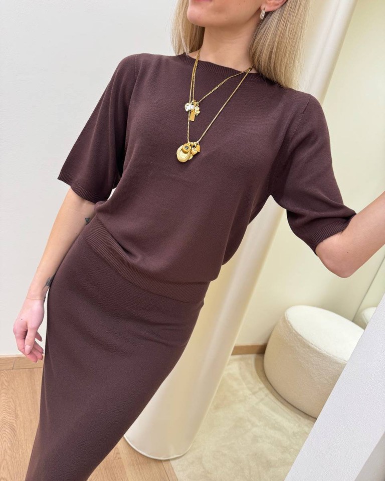 Maglia girocollo manica corta cioccolato Kontatto Shop Online Maglia girocollo manica corta cioccolato Kontatto