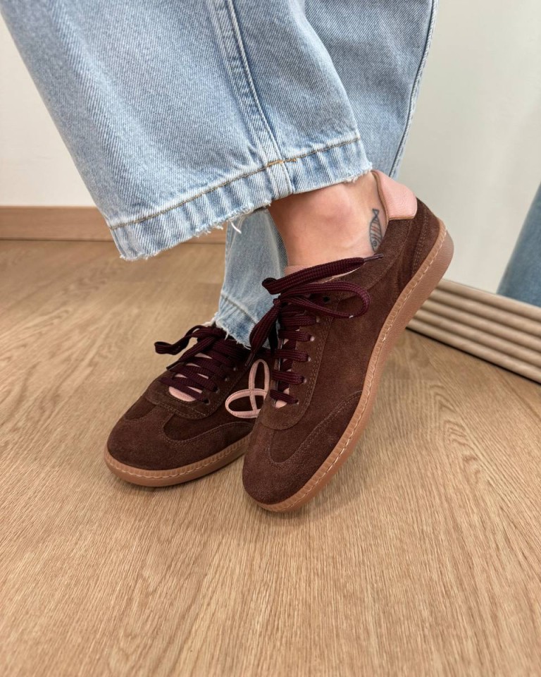 Sneakers in camoscio moro e rosa Ovyè Shop Online Sneakers in camoscio moro e rosa Ovyè