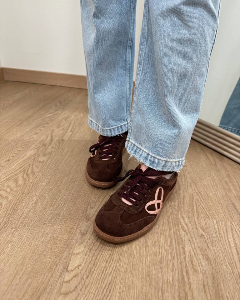 Sneakers in camoscio moro e rosa Ovyè Shop Online Sneakers in camoscio moro e rosa Ovyè