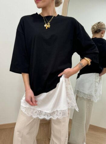 Shop Online T-shirt nera asimmetrica con pizzo Susy Mix