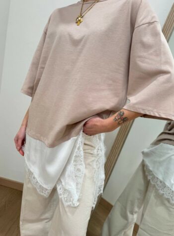 Shop Online T-shirt sabbia asimmetrica con pizzo Susy Mix