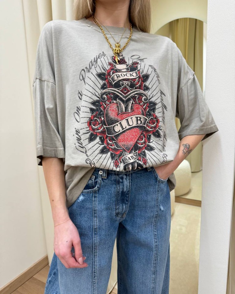 T-shirt oversize sabbia stampa cuore HaveOne Shop Online T-shirt oversize sabbia stampa cuore HaveOne