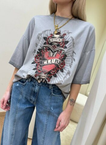 Shop Online T-shirt oversize grigia stampa cuore HaveOne