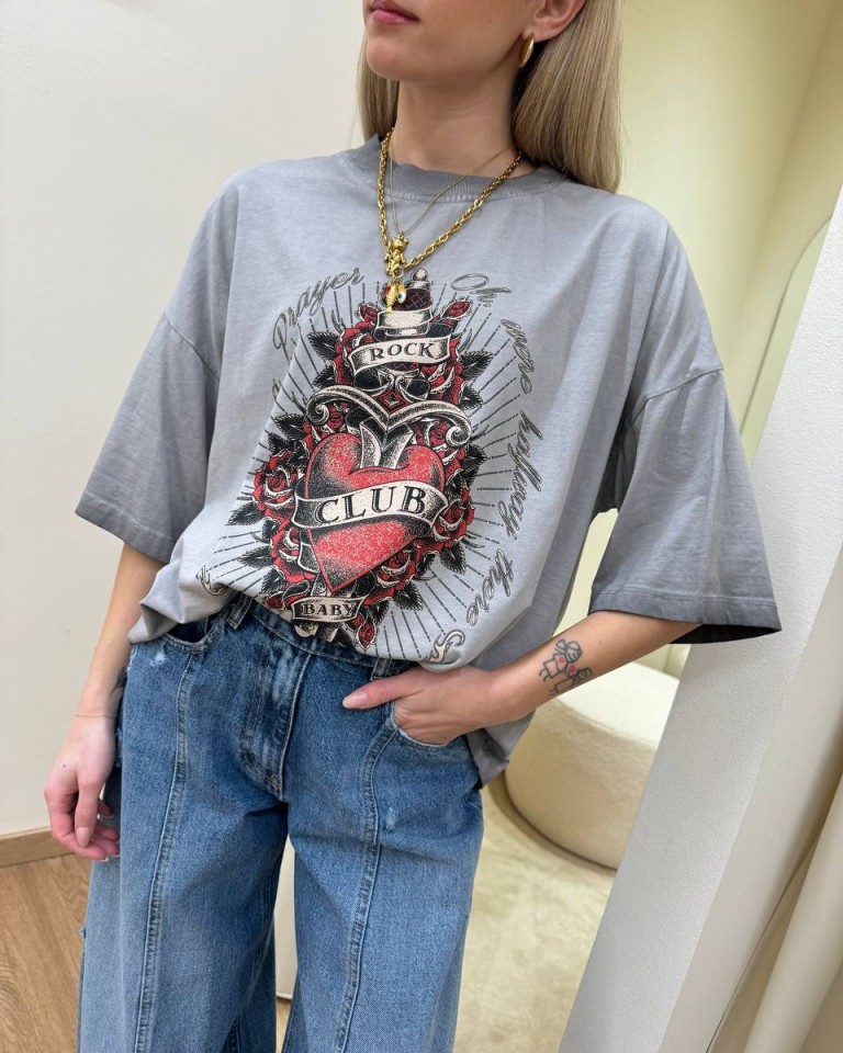 T-shirt oversize grigia stampa cuore HaveOne Shop Online T-shirt oversize grigia stampa cuore HaveOne