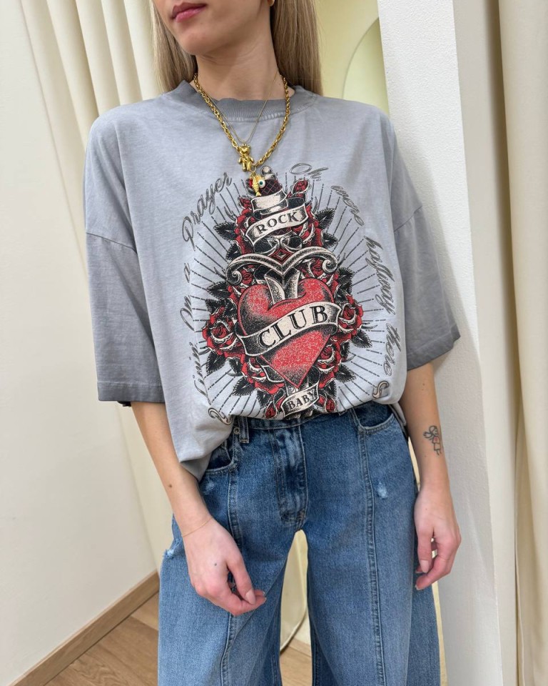 T-shirt oversize grigia stampa cuore HaveOne Shop Online T-shirt oversize grigia stampa cuore HaveOne