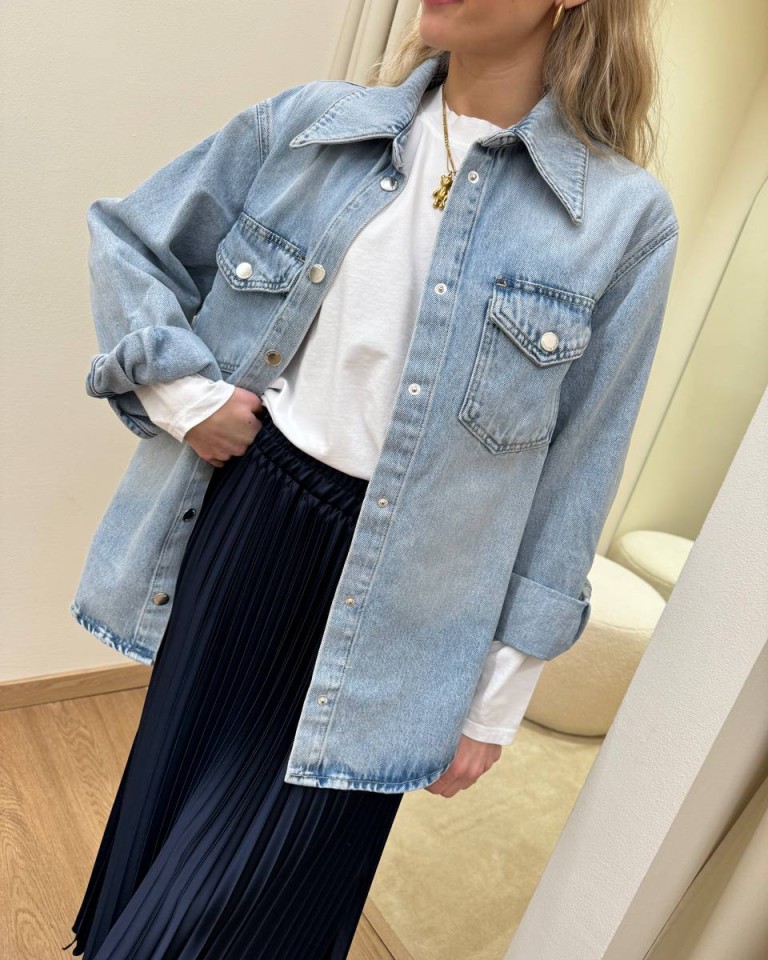 Camicia over in denim chiaro Kontatto Shop Online Camicia over in denim chiaro Kontatto