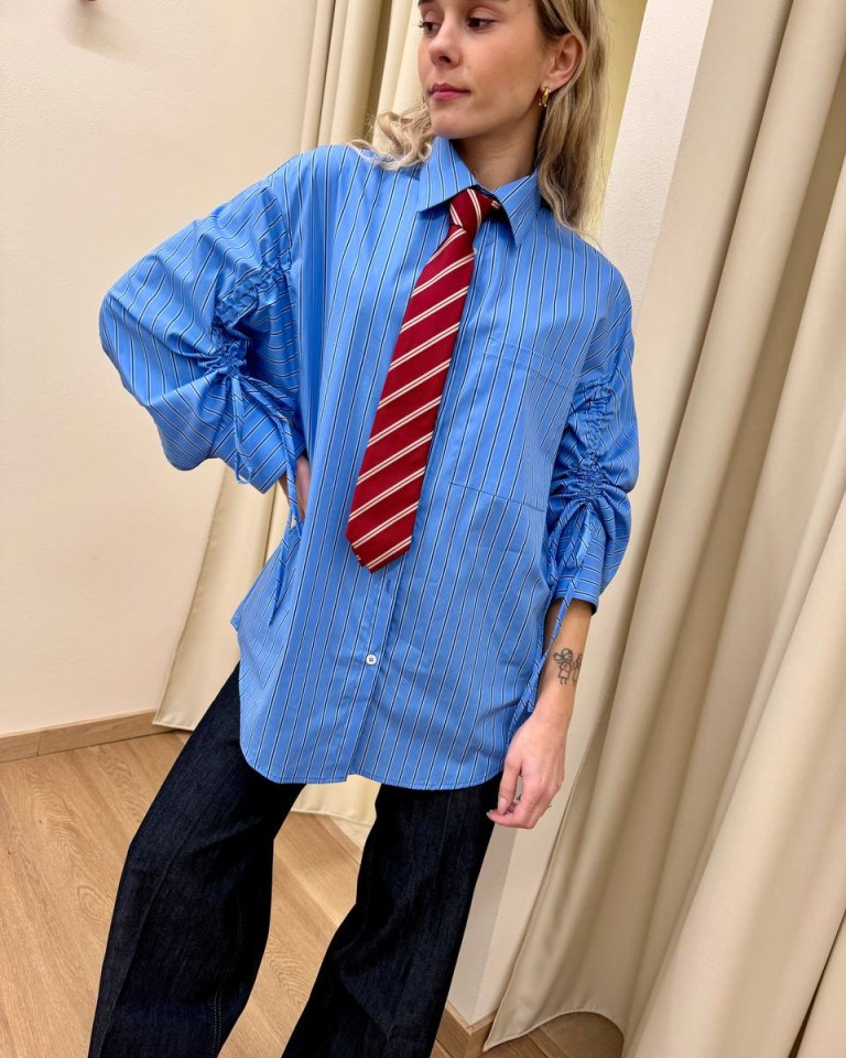 Camicia celeste nastri e cravatta Vicolo Shop Online Camicia celeste nastri e cravatta Vicolo