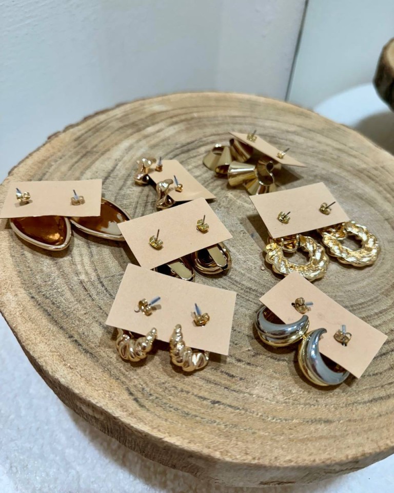 Orecchino Vintage dorato Club Manhattan Shop Online Orecchino Vintage dorato Club Manhattan