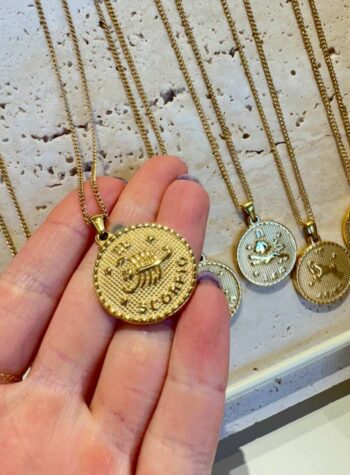 Shop Online Collana Scorpio dorata Club Manhattan